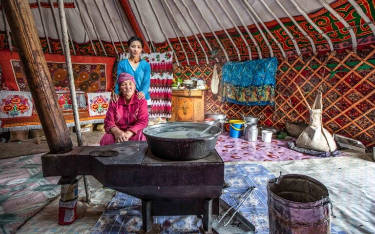 A mother and daughter in Mongolia.